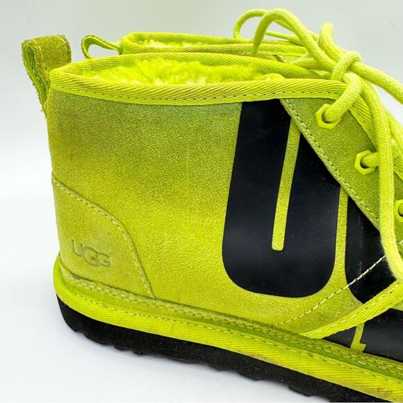UGG MEN Neon Green Chukka Boots - Picture 2 of 14